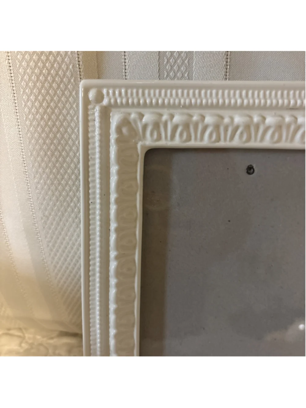 White Glass 5x7 Beautiful Frame